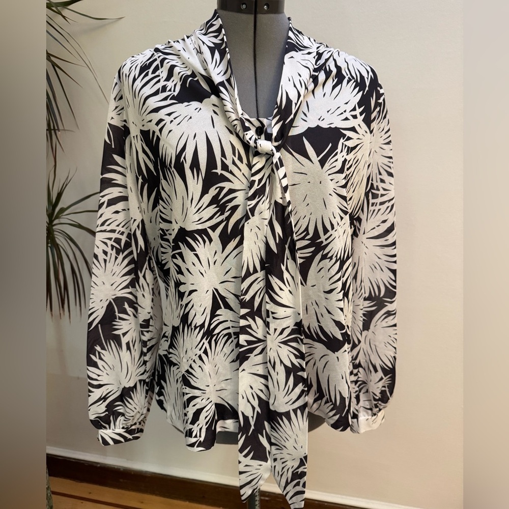 Vintage 70s Style B&W Tropical Palm Print Pussybow Blouse with Bishop Sleeves